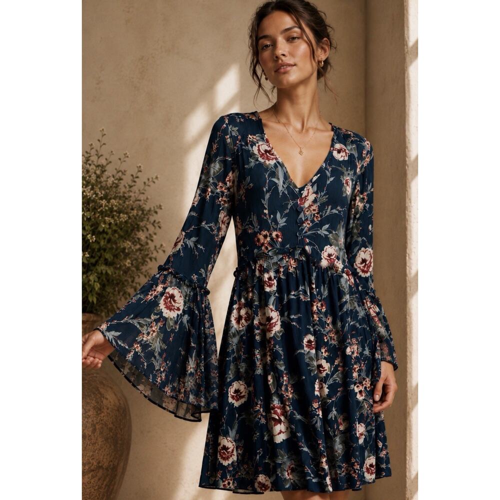 Band of Gypsies NWT Dark Floral Boho Bell Sleeve Midi Dress Large